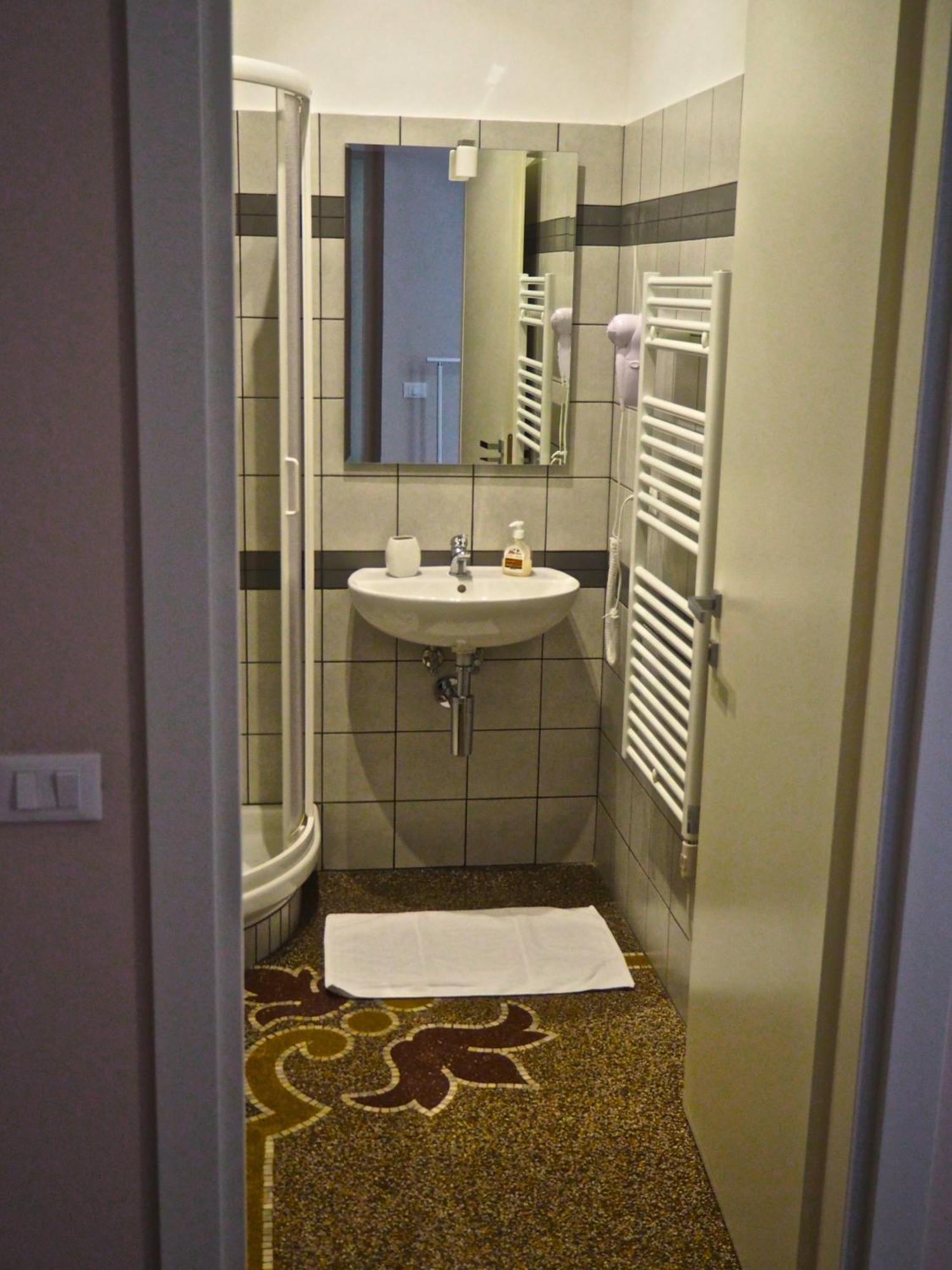 B&B Cernaia 42 La Spezia Buitenkant foto