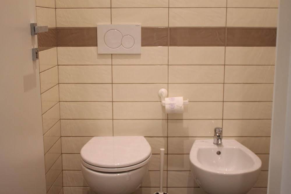 B&B Cernaia 42 La Spezia Buitenkant foto